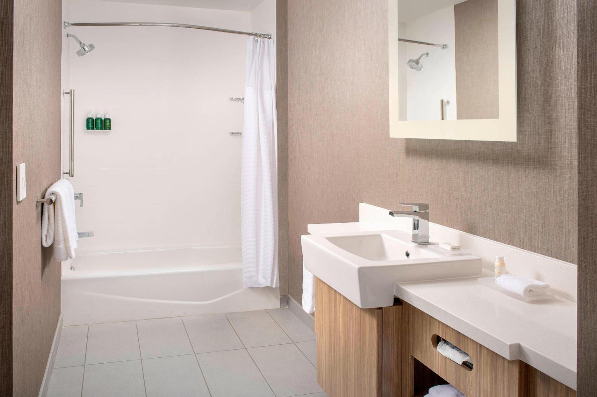 Springhill Suites By Marriott Punta Gorda Harborside Exterior foto